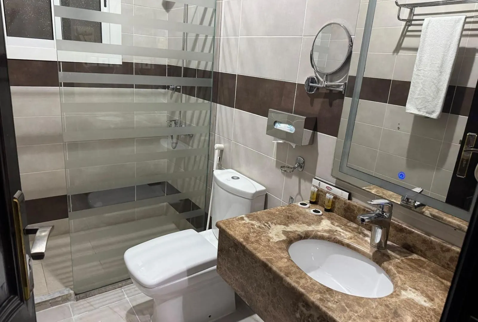 Hotel Asal Hiraa Aparthotel Jeddah